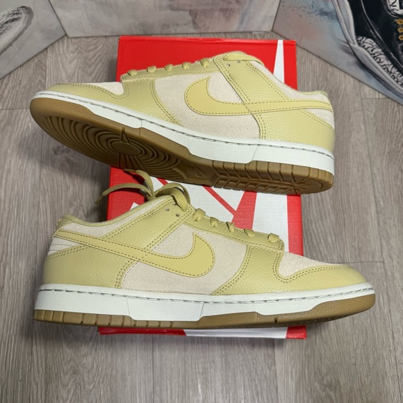 New Nike Dunk Low Khaki Gum Mens 9 Dz4513-200 - Picture 8 of 12